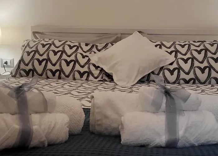 Blanc & Chic Con Giardino アパート